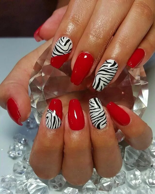 Ногти Гель-лак Маникюр (@antonina_mykolaychuk) * Instagram-fényképek és -videók
