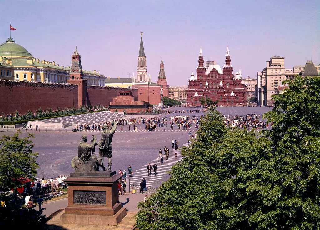 Москва. Красная площадь. Площадь Москвы. Постройки на красной площади.