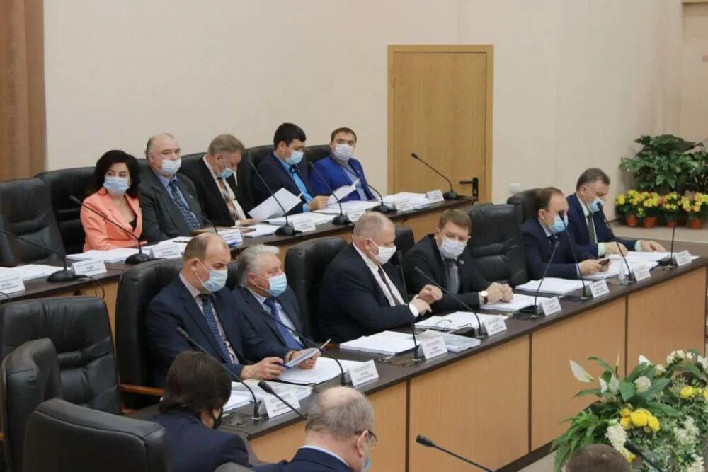 Городская дума калуги. Депутаты калуги. Калуга дума депутаты. Госдума калуги хаджаевы. Депутаты калуги.