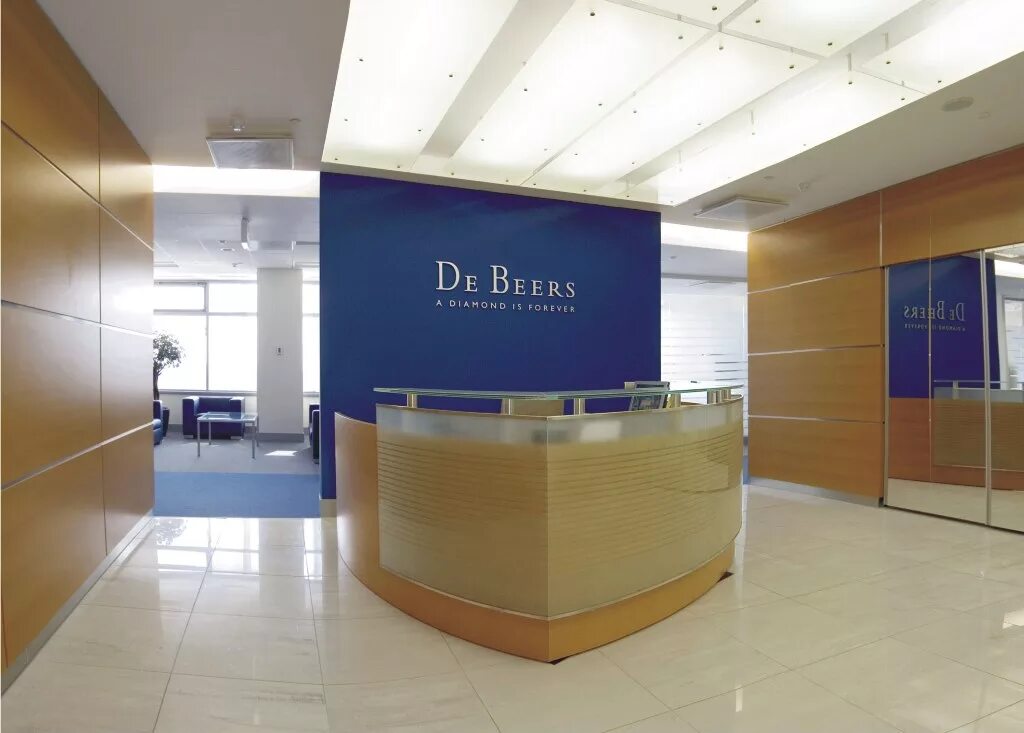 де бирс эмблема. логотип де бирс. красивые стеклянные здания. De companies. красивые высотные здания.