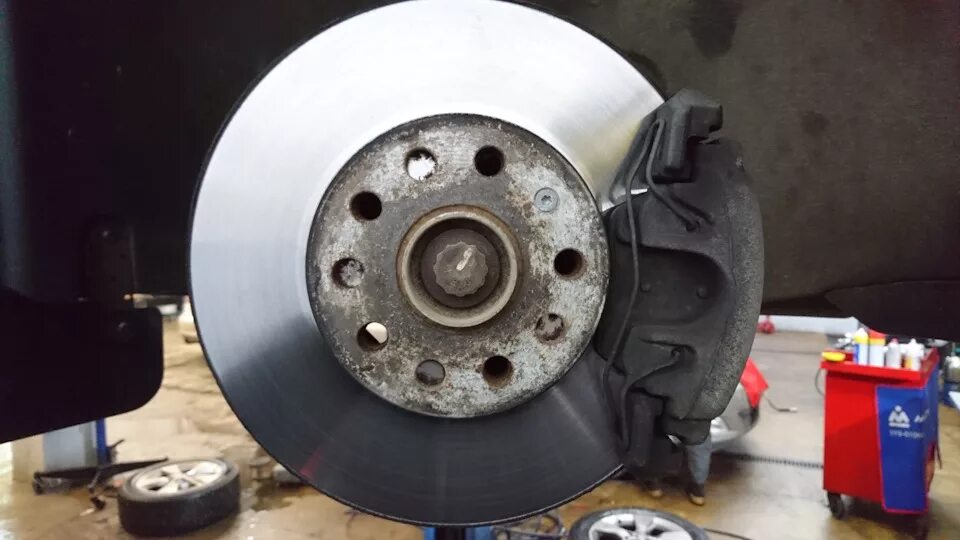 8 4х4. Тормозные диски на шкоду йети 2012 бу. Тормозные диски шкода йети 1. Тормозные диски skoda yeti 1. Тормоза шкода йети 1.