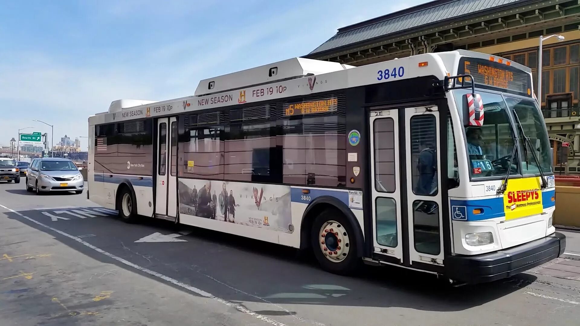 Американские автобусы motor coach industries. Настоящие автобусы. Автобусе видеоролики. 12. Москвы.