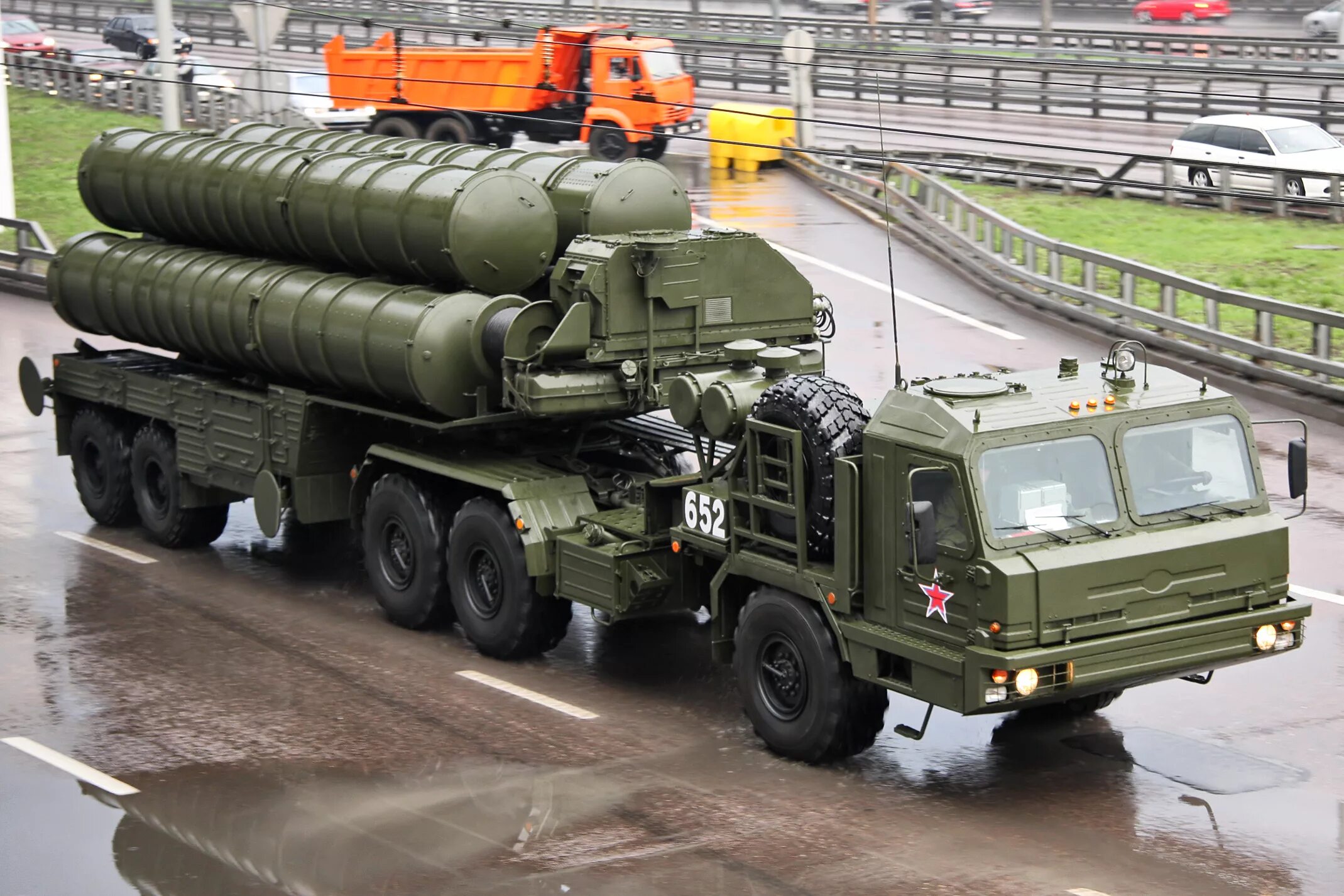 Как называется с 400. Зрс с-400. зрс с-400 триумф. шасси с 400 триумф.