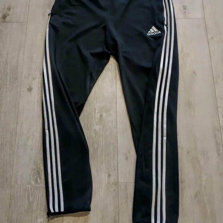 Штаны adidas essentials 3 stripes. Спортивные штаны адидас с полосками. Спортивные штаны адидас с полосками. Спортивные штаны адидас с полосками. Спортивные штаны адидас с полосками.