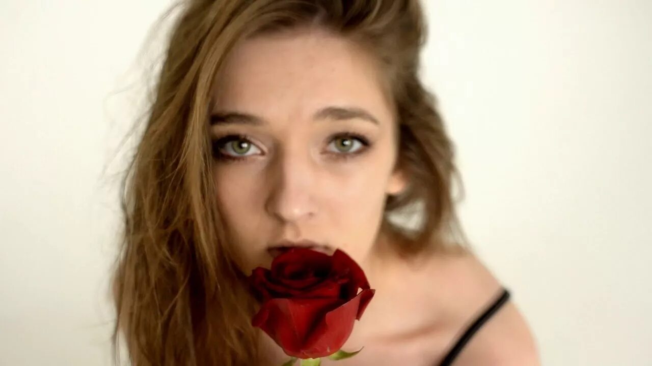 Lesya биго. Lesya видео. Песня lesya. Idol lesya 18. Асмр чтобы заснуть.