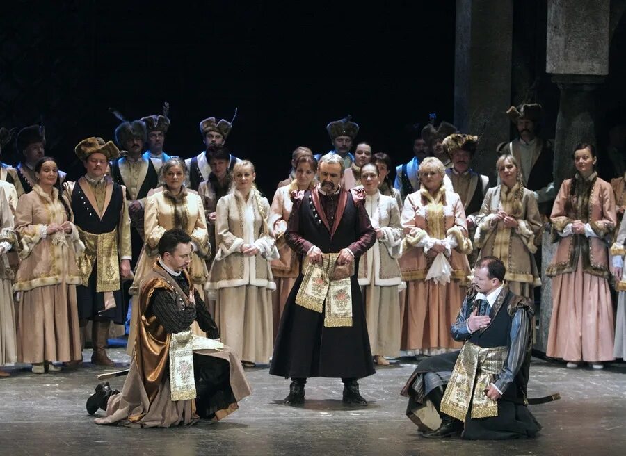 Opera performance boris godunov. Опера на идиллический сюжет 9 букв. Опера на идиллический сюжет 9 букв. Ава опера. Небольшая опера на идиллический сюжет.