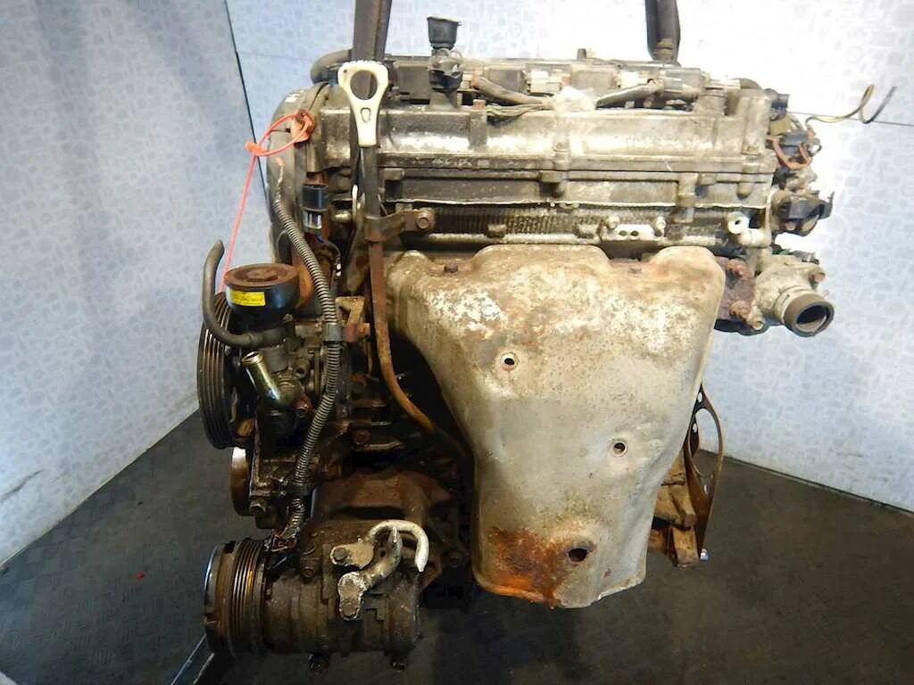 Двигатель 4 s тойота. 4. 6 l modular sohc v8. Двигатель 4л. Двигатель 4л.