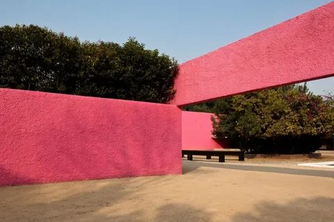 Luis Barragán, Onnis Luque - Cuadra San Cristóbal Luis barragan.