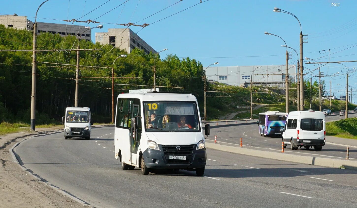 Ванеева 211 автобусы
