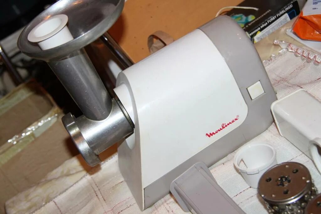 Ремонт мясорубок в москве. Насадка на мясорубку леран. Mg310 мясорубка. Мясорубка tarrington house mg1010. Ремонт мясорубок в москве.