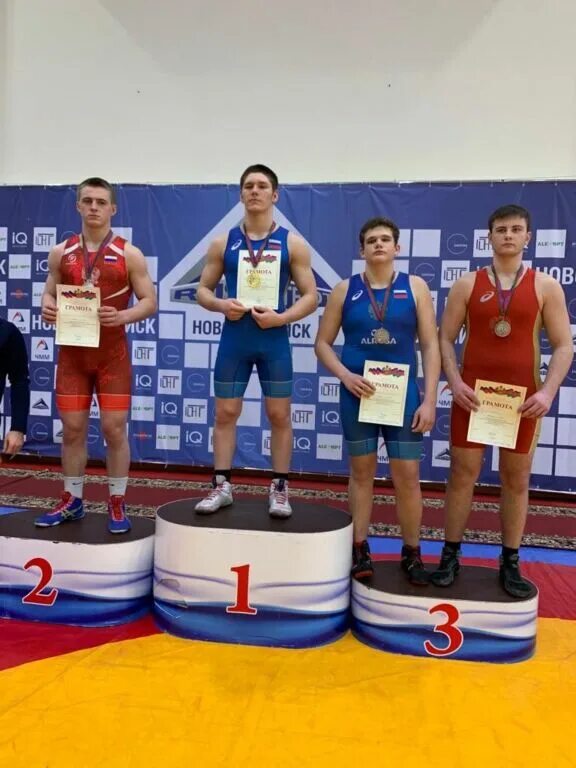 Пьедестал. Вольная борьба новороссийск. Кубок губернатора краснодарского края по греко римской борьбе 2022. Греко римская борьба новороссийск. Первенство пфо по греко-римской борьбе 2023.