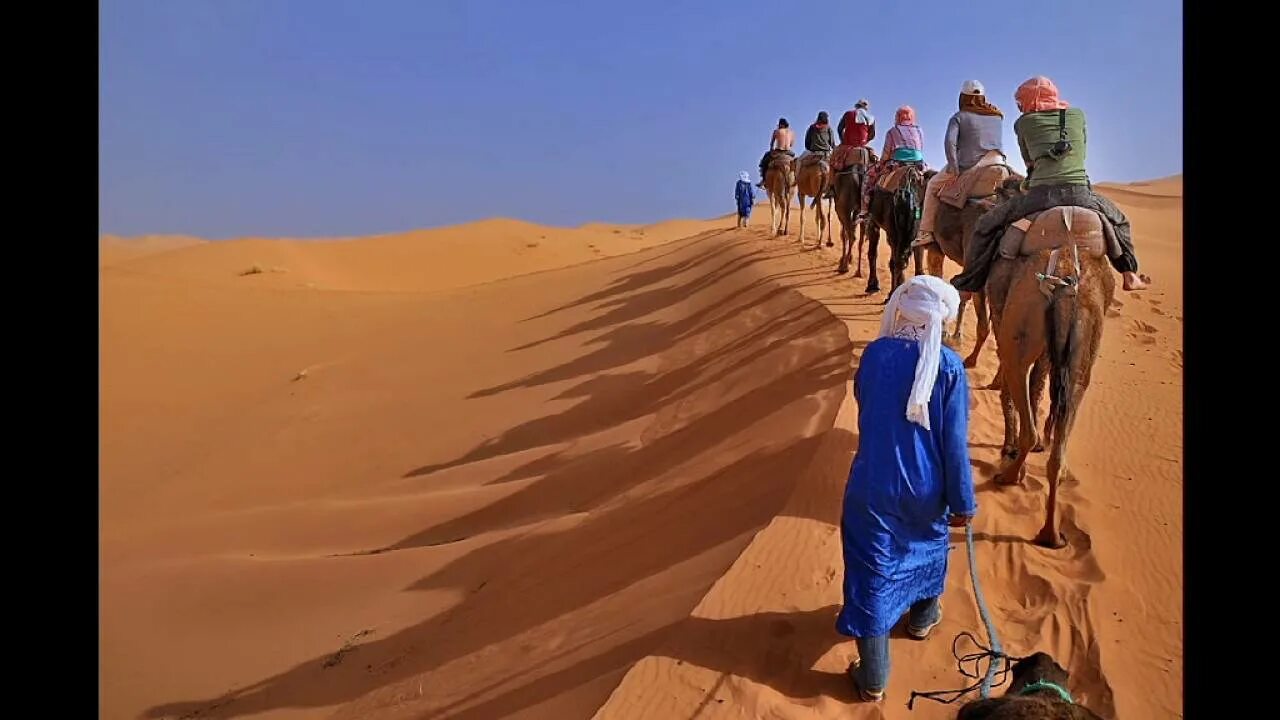 Народ живущий в пустыне. Merzouga. Туареги Марокко. Марокко туареги Караван. Пустыни Марокко.