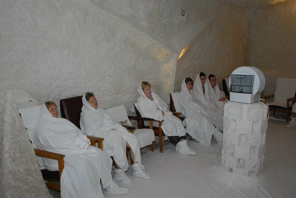 Торис тархана в пятигорске. Санаторно курортный комплекс дилуч анапа. Санаторий георгия димитрова. Детский санаторий процедуры. Санаторий долина нарзанов ессентуки.