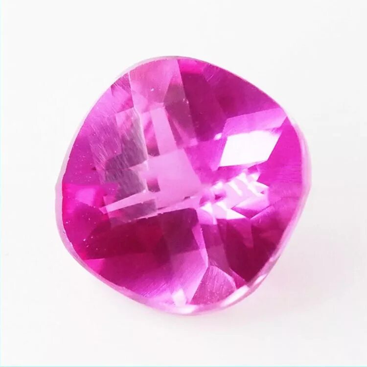 красно розовый рубин. рубин (0,186ct). красный алмаз необработанный. рубин камень цвет сиреневый. рубин 100 карат.