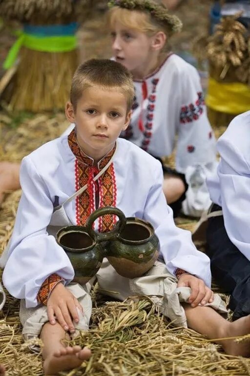 славянские дети. большие семьи на руси. славянская культура детям. славянская семья с детьми. александр поветкин язычник.