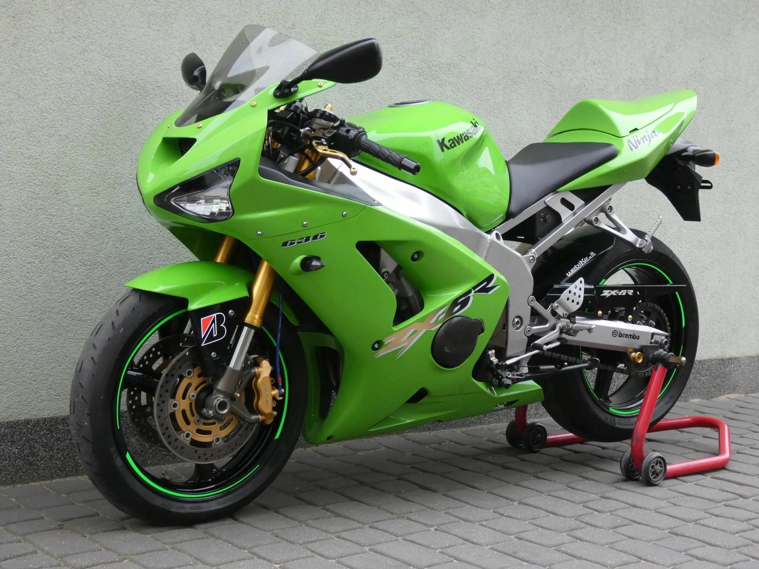 Kawasaki ninja zx636. Kawasaki zx6r 636 ninja 2006. Кавасаки ниндзя 636. Kawasaki zx6r 636. Kawasaki ninja zx-6r.