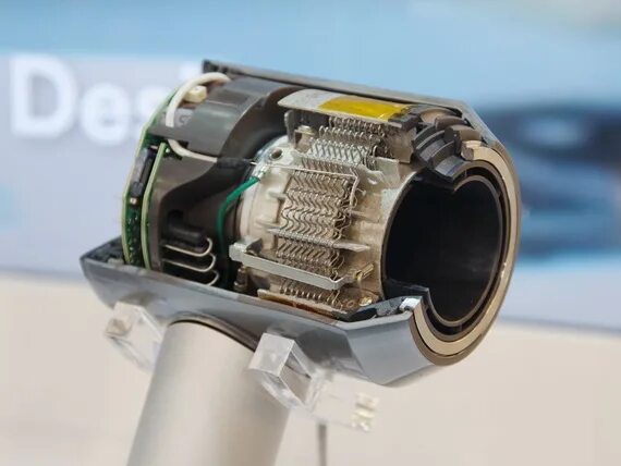 Dyson: инновационная триада на выставке IFA 2016 - фен для волос Dyson Supersoni