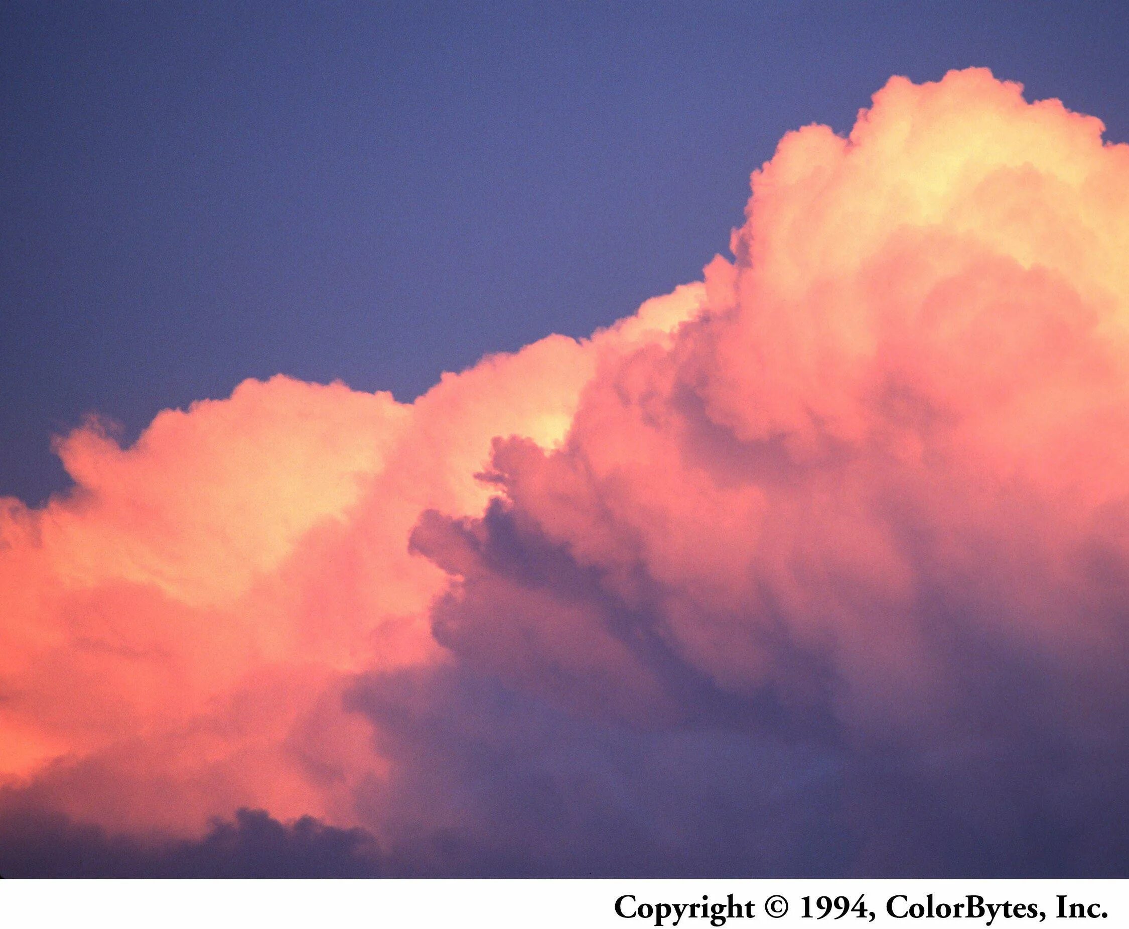 Пушистое облако 3. Пушистые облака. Густые облака. Розовое облако. Розовые пышные облака.