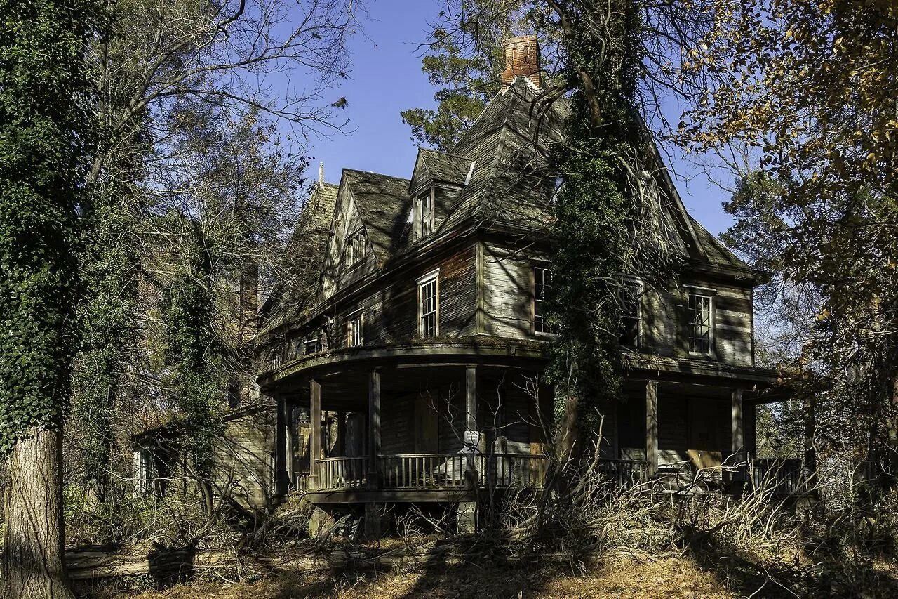 Заброшенный дом в уимберли техас. Старинный дом. Заброшенные дома. Заброшенный дом на озере сенека, штат нью-йорк, сша. Заброшенный дом.