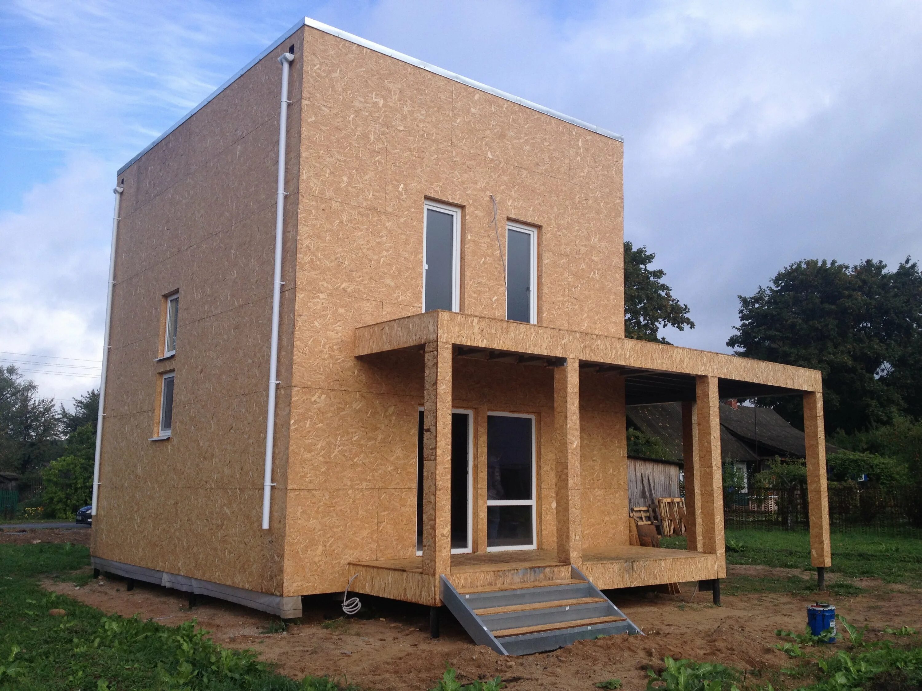 Домик из сип панелей. Sip осп (osb)-панели. дачный дом обшитый осп. каркасник осб. дом из osb панелей.