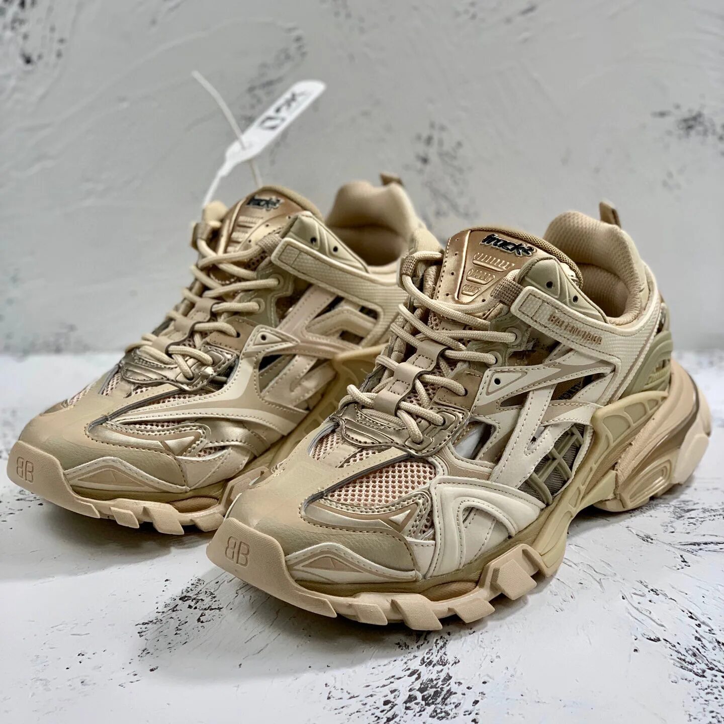 Tracks 2.0