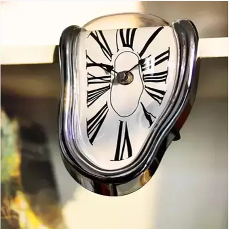 Гнутые часы. Melted Clock Salvador Dali. Часы Сольвадора Сальвадор дали. Salvador Dali Style. Плавящиеся часы Сальвадора дали.