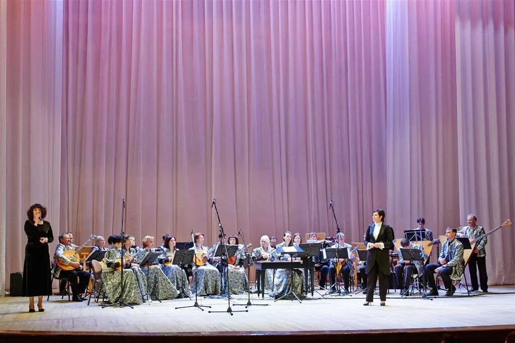 Тольятти молодежный симфонический оркестр. Оркестра тольятти. Русский оркестр тольяттинской филармонии состав. Концерт симфонического оркестра. Челябинский детско юношеский симфонический оркестр.