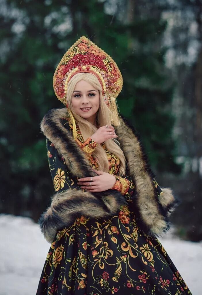 Сударыня значение. Фотосессия в стиле русских барынь. барыня. барыня сударыня. славянская барышня.