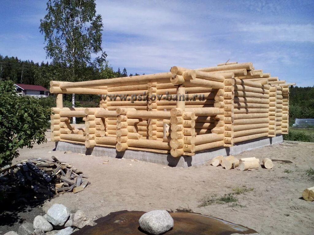 Деревянные срубы с эркером. Сруб бани. Владимирские срубы. Владимирские срубы. Владимирские срубы.