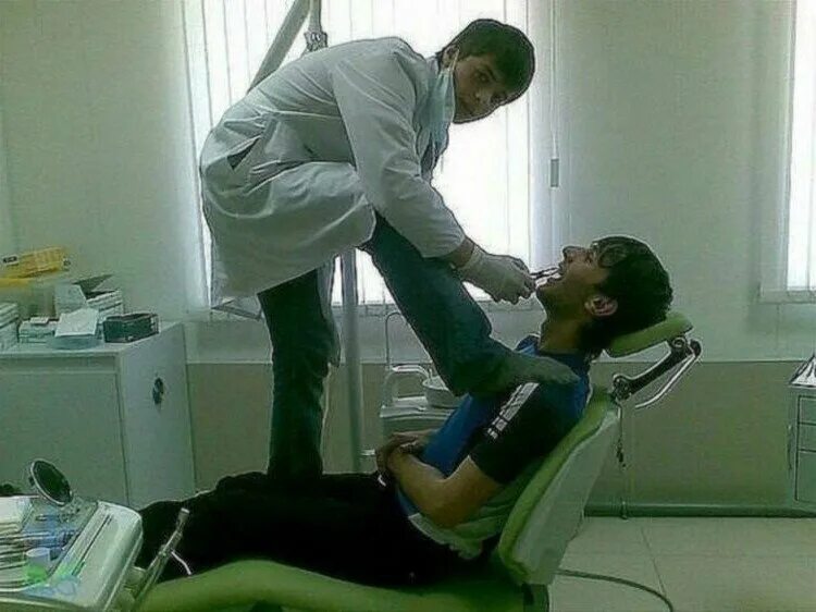 Вырвать спокойно. Приколы про стоматологов. Смешные фото стоматологов.