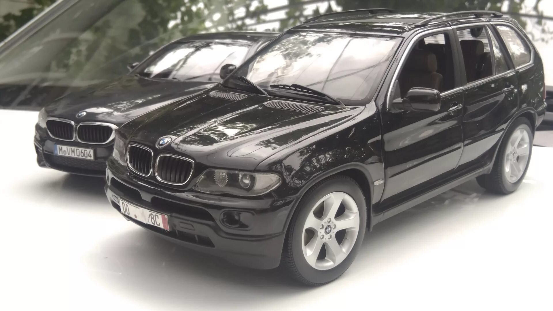 Моделька бмв х5. Моделька бмв х5 е53. bmw x5 e53 игрушки машинка. моделька bmw x5 зеленая.