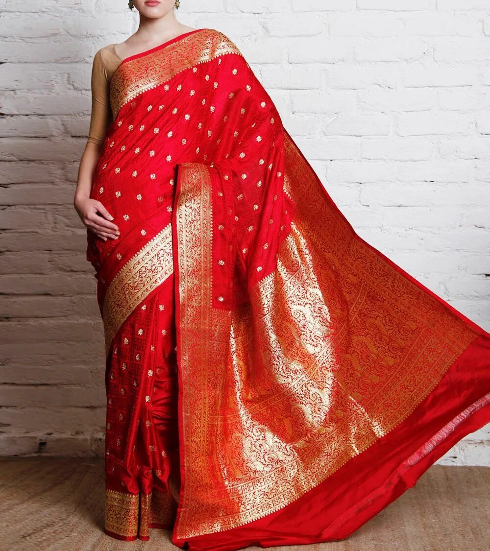 Индийское Сари. Сари 2023. Индийское Сари красное свадебное. Красное Сари в Индии.