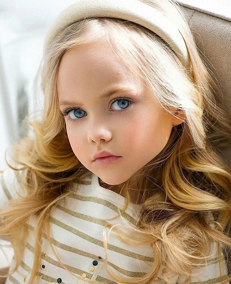 Виола антонова модель. Красивиедети девочки. Виола антонова. Красивые позы для ребенка девочки. Виола антонова.