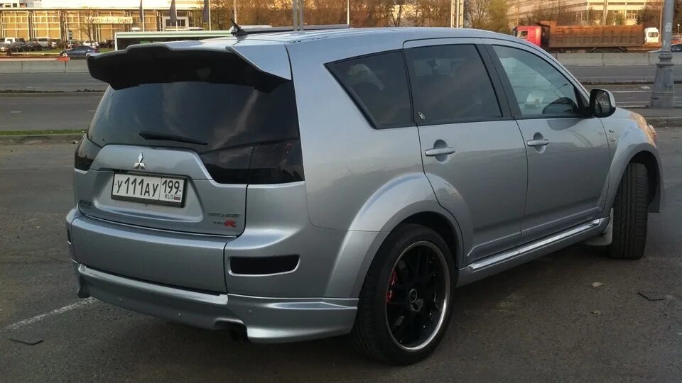 Outlander xl тюнинг. Mitsubishi outlander 2007 tuning. mitsubishi outlander xl 2008 обвес. outlander xl 2008 обвес. mitsubishi outlander xl tuning.