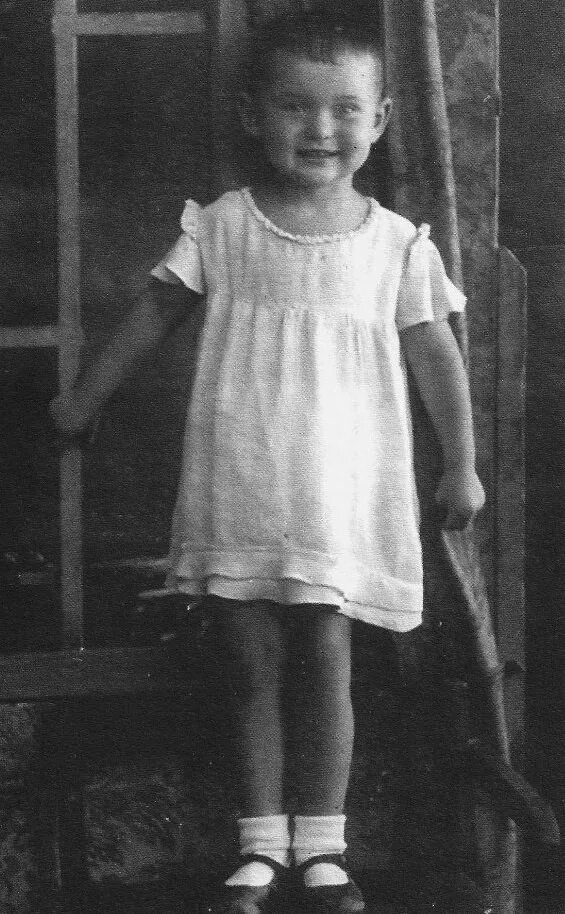 внуки гурченко людмилы. фото ребенка гурченко. маша гурченко. фото ребенка гурченко. людмила гурченко в детстве фото.