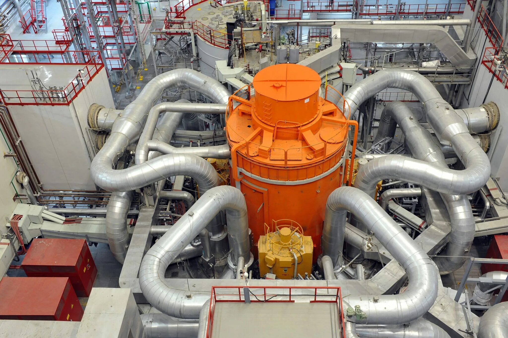 Реакторы с натриевым теплоносителем. Быстрый натриевый реактор схема. Реакторы с натриевым теплоносителем. Ядерный реактор на быстрых нейтронах схема. Реактор бн-1200м.