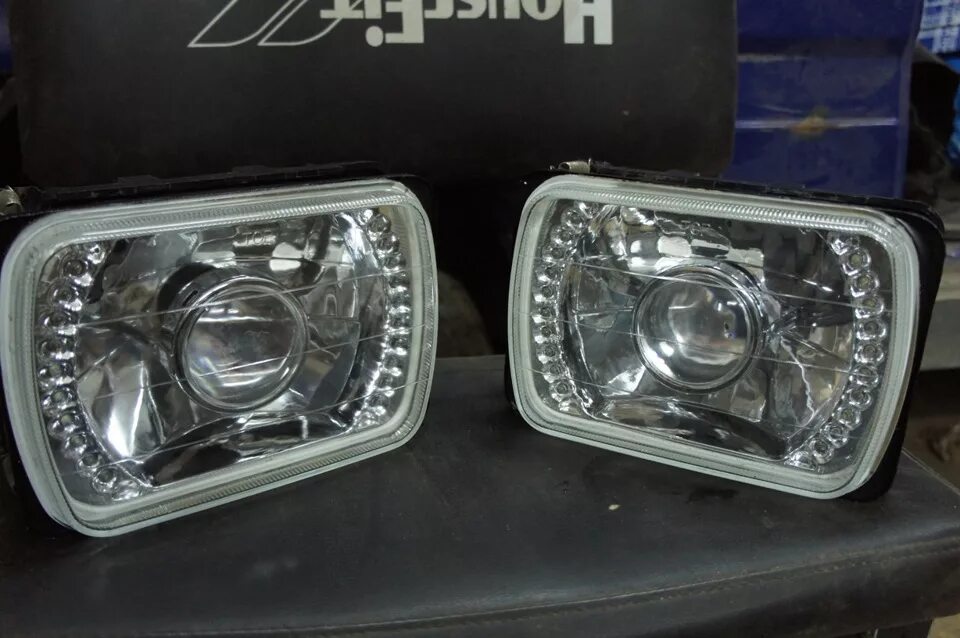 Иж юпитер 5 с лед фарой. Фара ваз-1111 ока правая правая. Фара автомобиля ока. Фара автомобиля ока. Фара ваз-1111 ока правая правая.