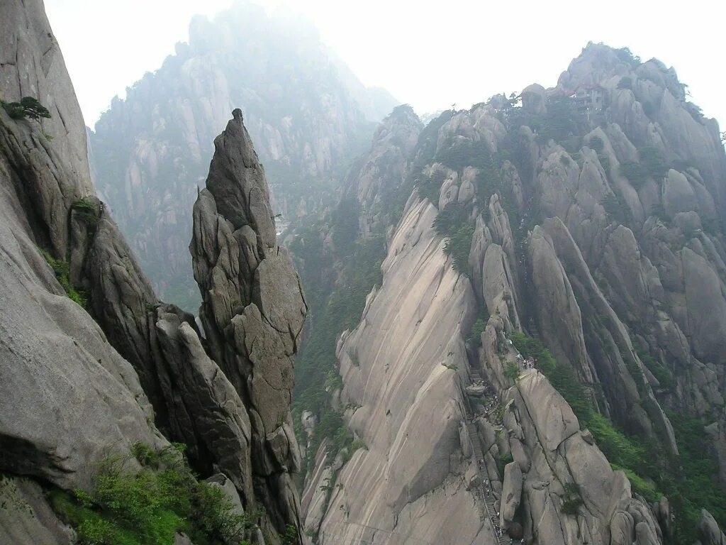 Mountain ancient mountain. Гора Тайшань (провинция Шаньдун). Священная гора Тайшань. Гора Тай Китай. Гора Тайшань ЮНЕСКО.