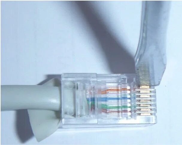 Обжим кабеля rj45 4 жилы. Обжим 4 контактной витой пары. Обжать витую пару 4 жил. Кросс кабеля на 4 жилы.