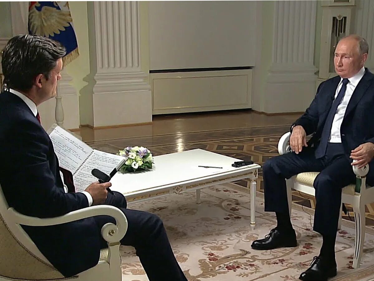 Анонс интервью с владимиром путиным. Интервью путина с американской журналисткой 2025. интервью с владимиром путиным.