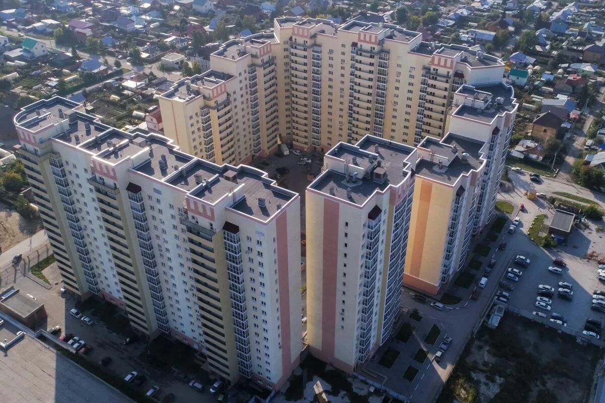 Лукино проект гранель. Панельные новостройки. Жилой комплекс театральный нальчик. Театральный парк королев. Жк театральный отзывы.