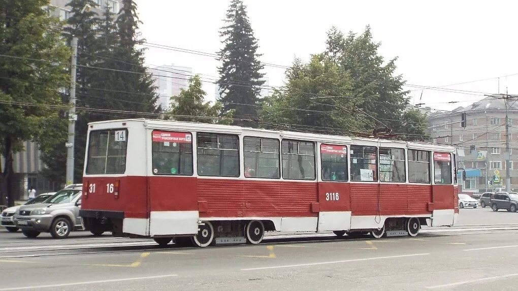 Где сейчас трамвай новосибирск. Трамвай новосибирск 2025. 71 605 в новосибирске. трамвай 2000 новосибирск. 11 трамвай новосибирск.