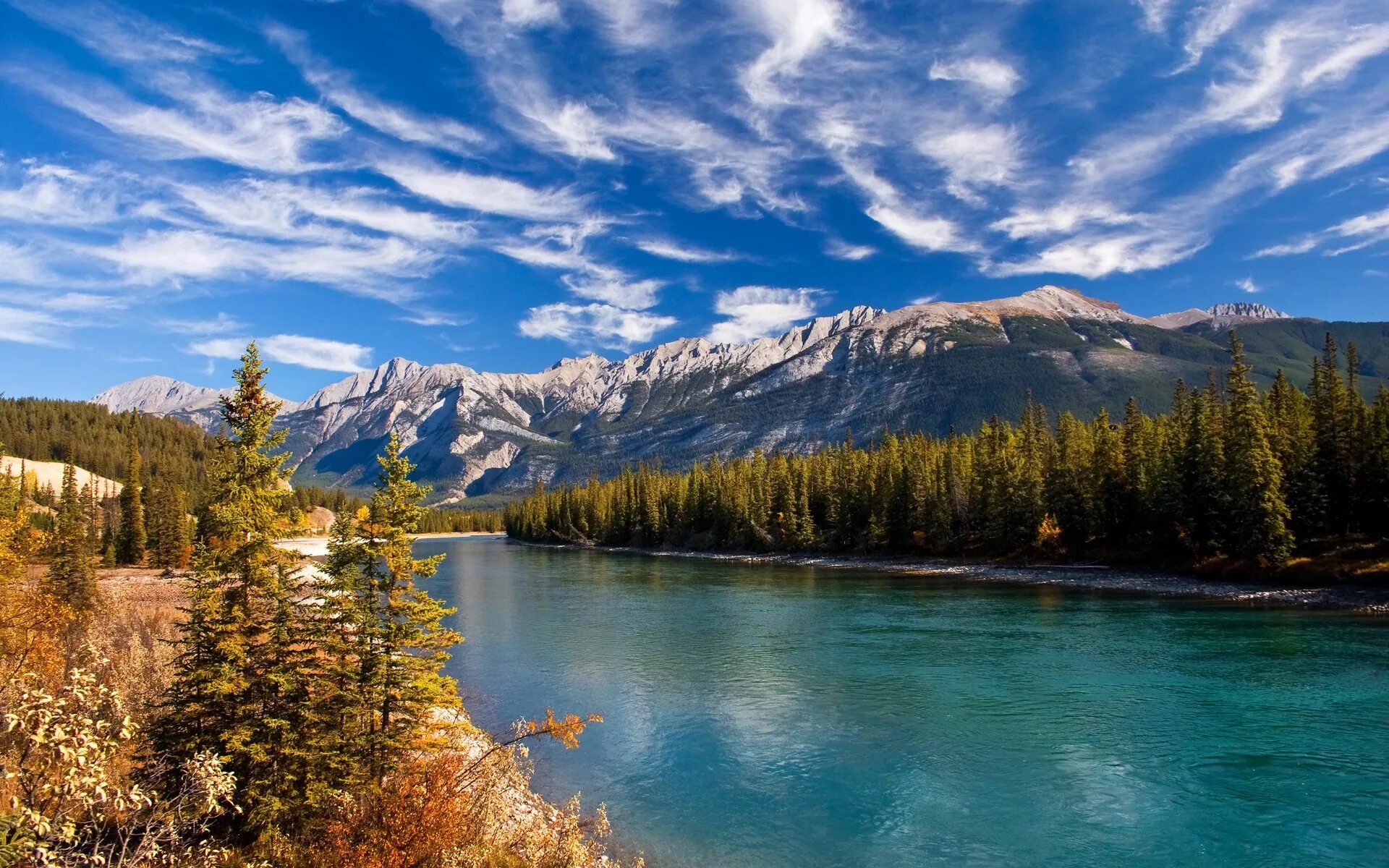 Canada lakes. Озеро Атабаска Канада. Озеро Маккей Канада. Канада горы реки озера.