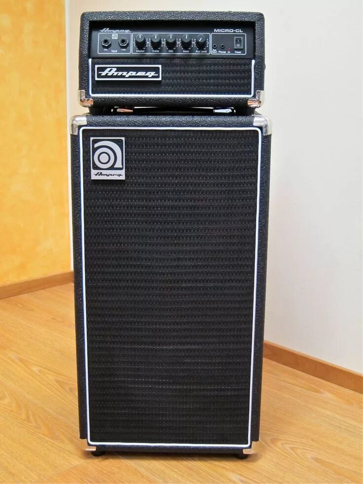 Ampeg Micro CL Stack. Ampeg Micro CL. Ampeg Classic SVT-CL. Ampeg Bass Guitar.