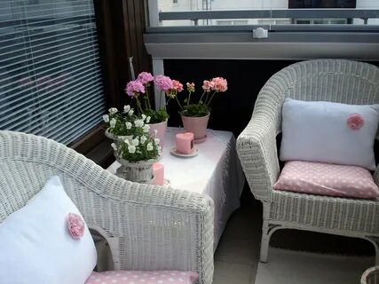 Кресло на балкон из ротанга