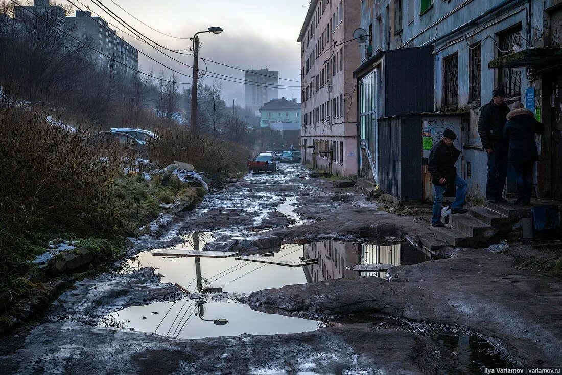 После унылого двора в котором нет