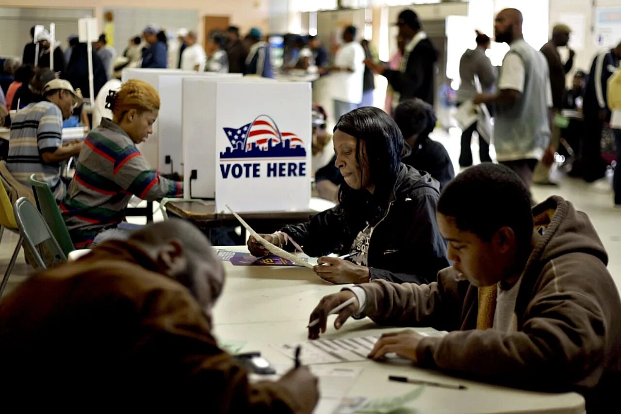 En vote. Black people voting. Voters photo. To vote. The right to vote photo.