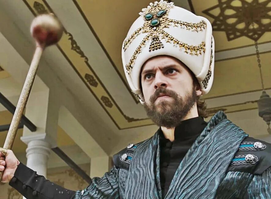 Кто дублировал султана в великолепном веке. Кто дублировал султана в великолепном веке. Кто дублировал султана в великолепном веке. Мурад 4 империя кёсем. Кёсем и хюррем.