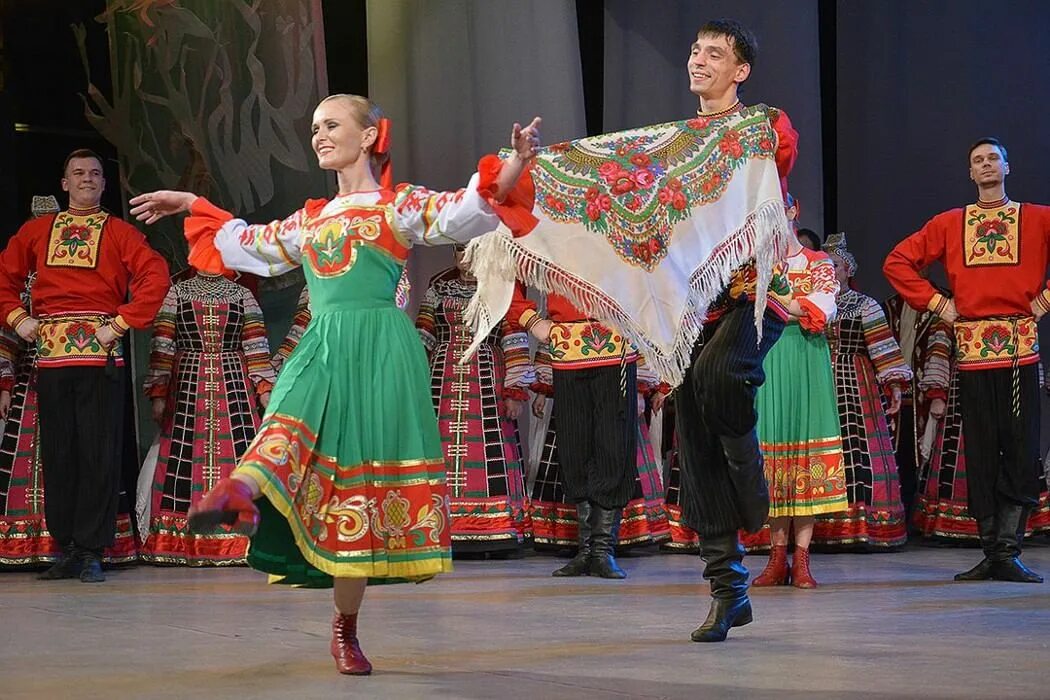 Государственный Академический Воронежский хор им. к.и. Массалитинова.. Хор Массалитинова. Воронежский русский народный хор. Воронежский русский народный хор имени Константина Массалитинова. Воронежский хор песни