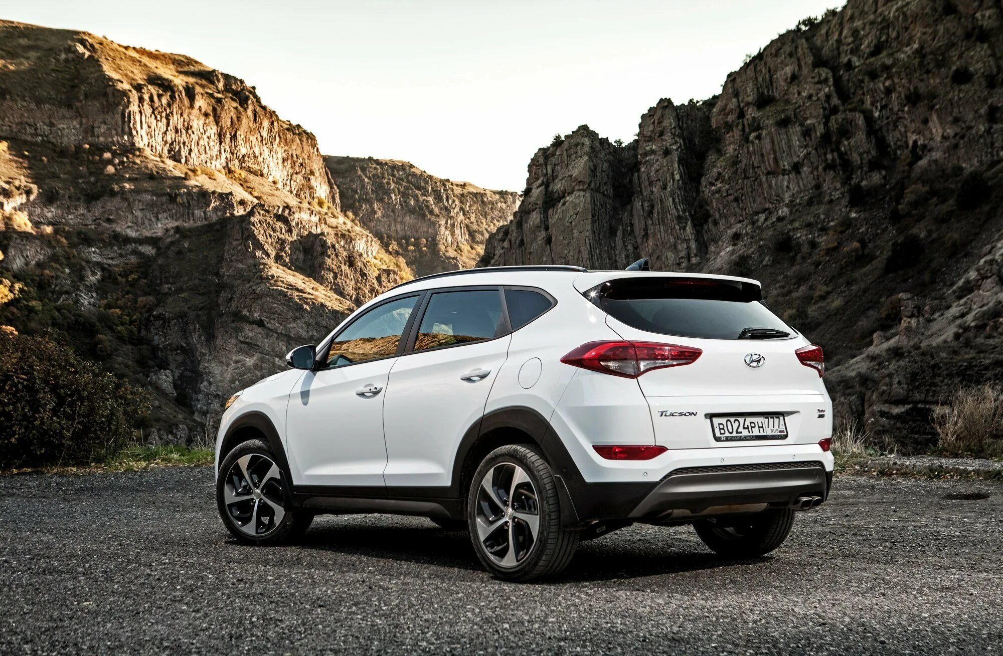 Tucson ii. Hyundai tucson 3. hyundai tucson 2017. хендай туксон 2. хендай туссан 20.